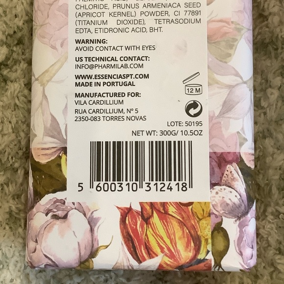 Vila Cardillium Rose Gardens Scented Floral Decor Soap NWT Portugal 10.50 oz - Picture 9 of 14